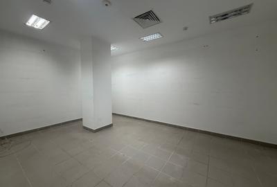 Spațiu comercial, de 300 mp, în Central - 20