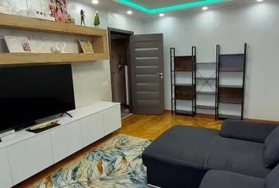 Apartament cu 3 camere decomandat în Plantelor - 1