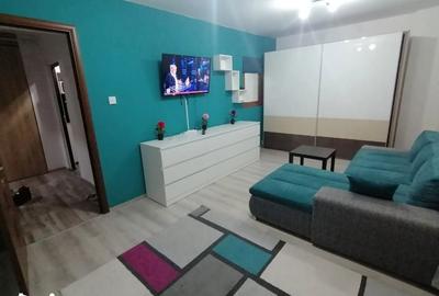 Apartament cu 2 camere decomandat în Micro 3 - 2