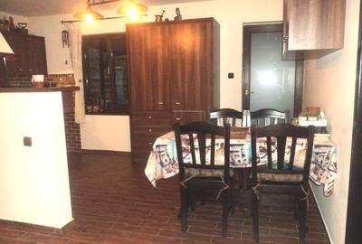 Casă individuală cu 4 camere cu Canalizare în Poiana - 11