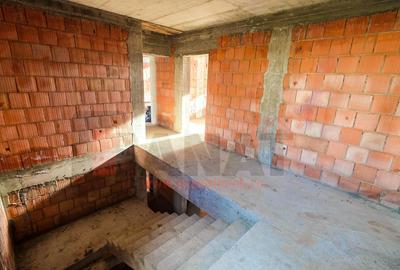 Apartament cu 27 camere decomandat în Aeroport - 5