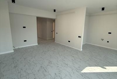 Apartament cu 4 camere decomandat în Central - 3