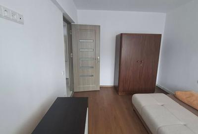 Apartament cu 2 camere decomandat în Central - 4