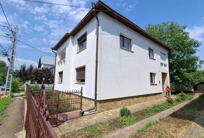 Casă cu 4 camere cu Teren 495 Mp în Central - 5