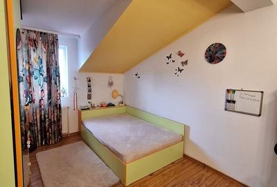 Casă individuală cu 4 camere cu Canalizare în Roșu - 7