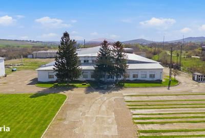 Spațiu comercial, în Central - 4