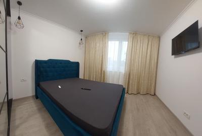 Apartament cu 3 camere semidecomandat, mobilat în Tomis III - 10