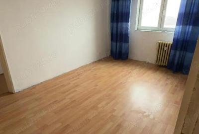 Apartament cu 3 camere semidecomandat în Giulești - 1