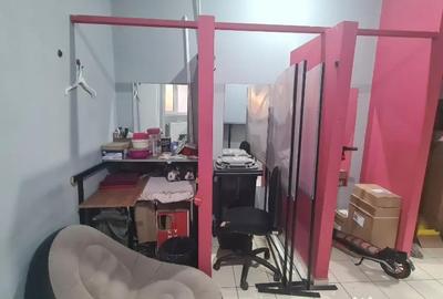 Spațiu comercial, de 92 mp, în Central - 3