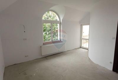 Casa / Vila de lux de vanzare in zona in zona Titulescu - 6