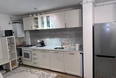 Mamaia Nord , 2 camere , mobilat , utilat . - 5