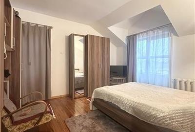 Casa Spatioasa cu Teren de 1000 mp | Poiana - 12