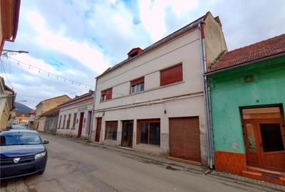 Spațiu comercial, de 72 mp, în Central - 16