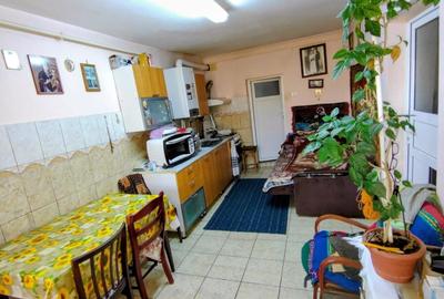 Casă individuală cu 3 camere cu Canalizare în Dâmbul Rotund - 6