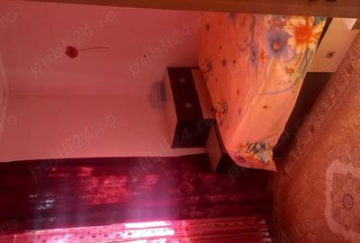 Vind apartament 3camere in drumul taberei