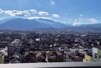 Apartament cu 3 camere decomandat în Tractorul