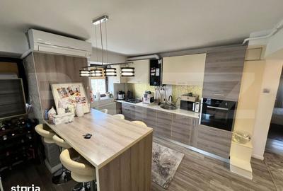 Apartament cu 3 camere decomandat în Rovine - 8