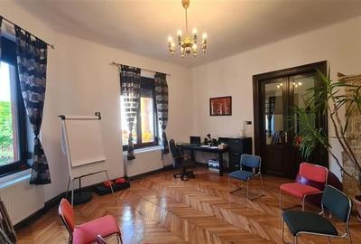 Casă cu 4 camere în Elisabetin