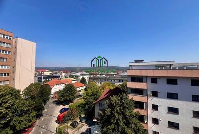 Apartament cu 3 camere  de vânzare – Calea lui Traian - Zona Nord - 9