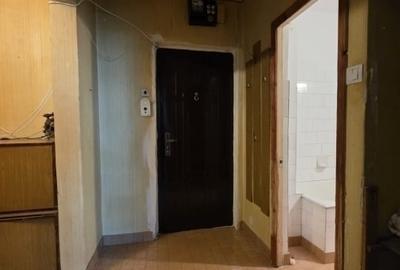 Etaj 2-Podul de Fier-Palatul de Justitie- 2 Camere Decomandat 53mp - 5