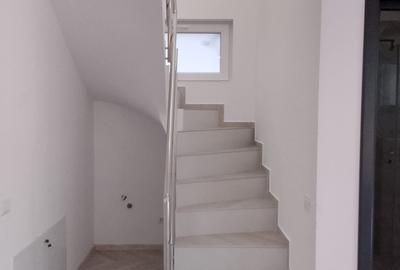 Casa/Vila individuala-200 m de blv./Com.Berceni - 13