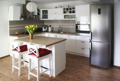 Apartament cu 2 camere semidecomandat în Brâncoveanu