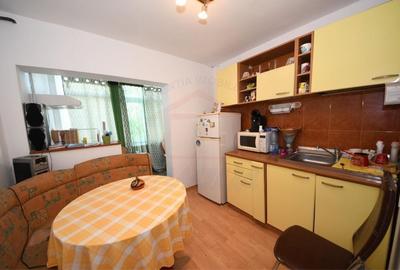Apartament cu 2 camere decomandat, mobilat în - 4