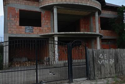 Casă cu 4 camere cu Teren 1200 Mp în Corabia - 4