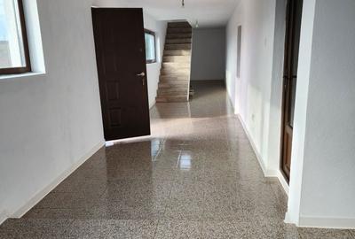 Casă cu 4 camere în Moșteni - 7