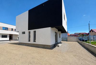 Casă individuală cu 5 camere cu Canalizare în Lumina - 19