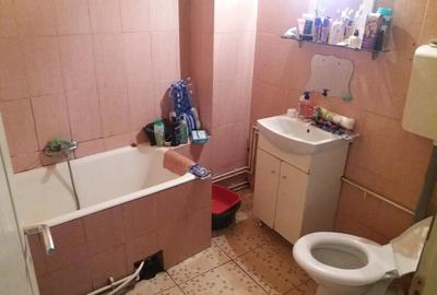INCHIRIEZ apartament 3 camera la casa, zona Ultracentrala - 8