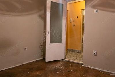 Garsonieră decomandată în Dacia - 4