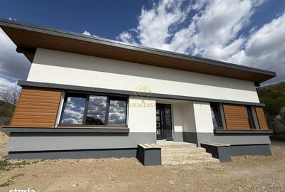 Casă cu Teren 900 Mp în Valea Chioarului