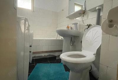 Apartament cu 3 camere decomandat în 1 Mai - 5