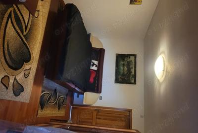 Casă cu 6 camere cu Teren 1300 Mp în Central - 4