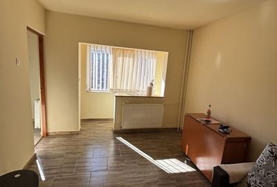 Garsonieră decomandată, mobilată în Lipovei - 10