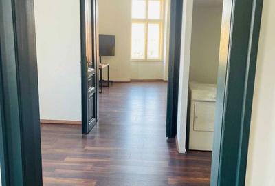 Apartament cu 3 camere semidecomandat, mobilat în P-ța Maria - 3