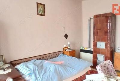 Casă cu 3 camere cu Canalizare în Satchinez - 9