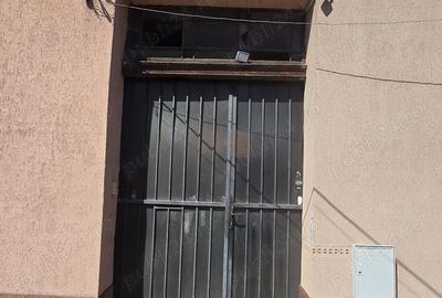 Casă cu Teren 80 Mp în Central