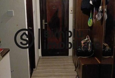 Garsonieră decomandată în Rovine