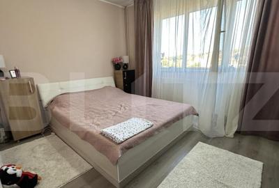 Apartament cu 3 camere semidecomandat în Rogerius