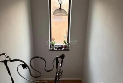 Casă cu 4 camere cu Teren 360 Mp în Partoș - 11