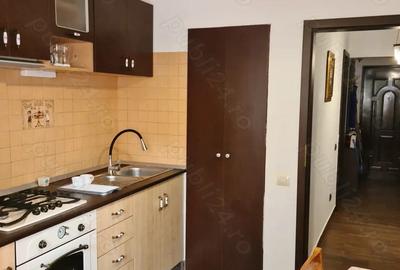 Inchiriez apartament 1 camera - pozitie centrala -braila - 2