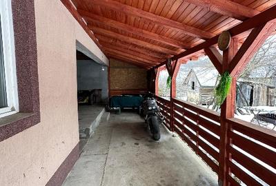 Casă individuală cu 2 camere cu Teren 1000 Mp în Parava - 1