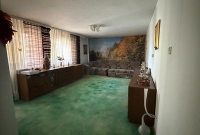 Casă cu 13 camere cu Canalizare în Cățelu - 3