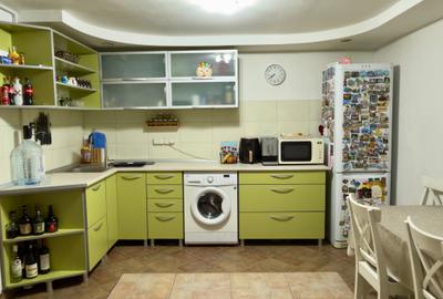 Apartament cu 3 camere decomandat, mobilat în Lujerului - 25