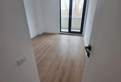 Tomis III , spatii IDEAL BIROURI, 58 mp. , imobil 2023, LOC DE PARCARE PROPRIU - 2