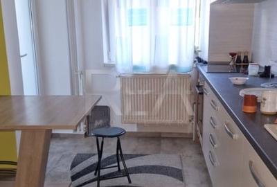 Apartament cu 3 camere decomandat în 13 Septembrie