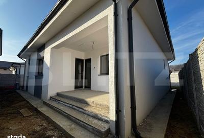 Casă cu 3 camere în Leamna de Jos - 1