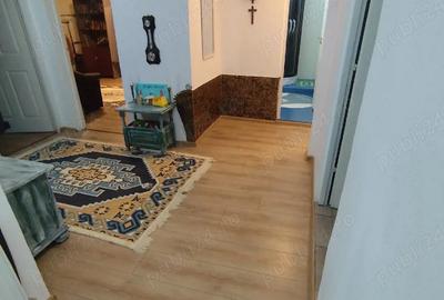 Apartament cu 3 camere decomandat în Progresul - 1